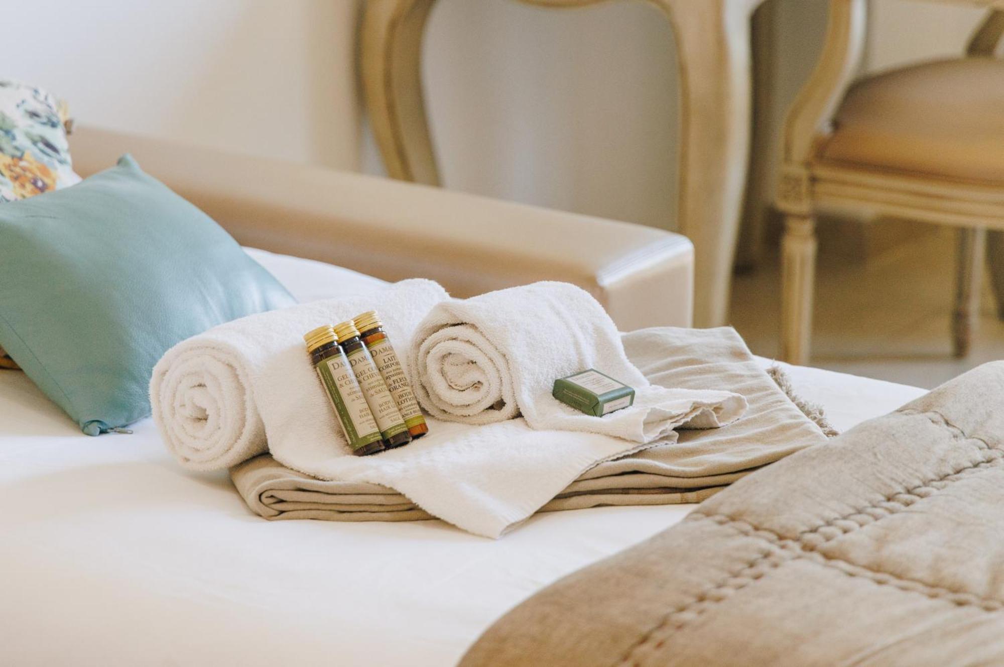 Hotel Liberata & Spa LʼÎle-Rousse 객실 사진